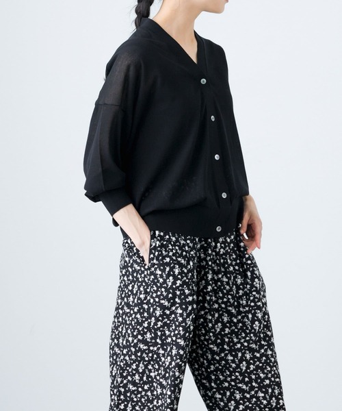 かぐれ（カグレ）の「コットンシルクシアーニットカーディガン（カーディガン/ボレロ・レディース・チャコールグレー/ブルー/ブラック・FREE）」の2枚目の写真