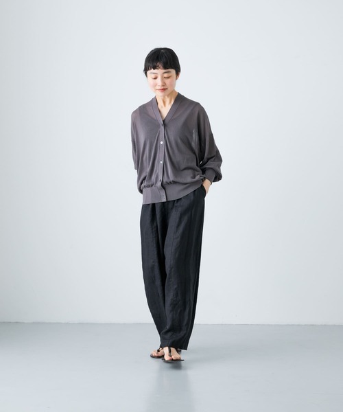 かぐれ（カグレ）の「コットンシルクシアーニットカーディガン（カーディガン/ボレロ・レディース・チャコールグレー/ブルー/ブラック・FREE）」の14枚目の写真