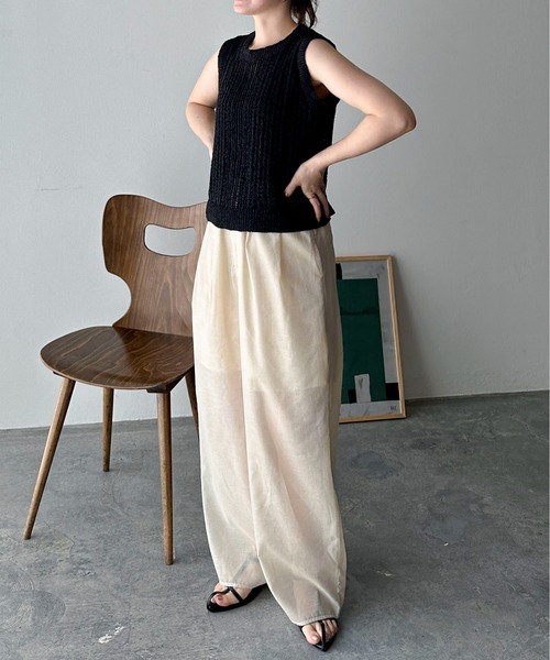 feepur（フェピュール）の「オーガンジーシアーワイドパンツ（その他パンツ・レディース・アイボリー/ブラック・SMALL/MEDIUM）」の7枚目の写真