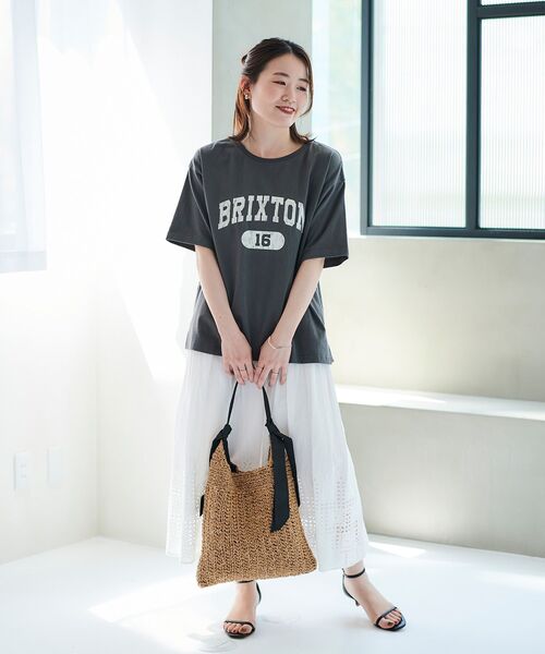 le.coeur blanc(ルクールブラン)の「BRIXTONロゴTシャツ(Tシャツ/カットソー・レディース・ベージュ/オフホワイト/ダークグレー・38)」の13枚目の写真