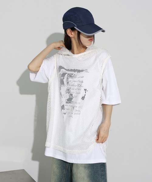 FOLLOWIN（フォロウィン）の「[UNISEX][オーバーサイズ/ストリートファッション]カジュアルストリートペインティングラウンドネックTシャツ（Tシャツ/カットソー・レディース・ホワイト/ライトグリーン/バーガンディー/ネイビー・FREE）」の18枚目の写真