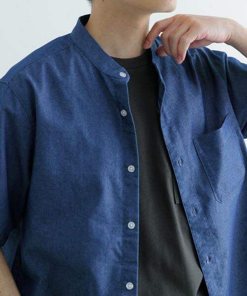 ITEMS URBANRESEARCH(アイテムズ アーバンリサーチ)の「TCインディゴ バンドカラー半袖シャツ(シャツ/ブラウス・メンズ・ブルー/ライトブルー/ネイビー・LARGE/MEDIUM)」の13枚目の写真