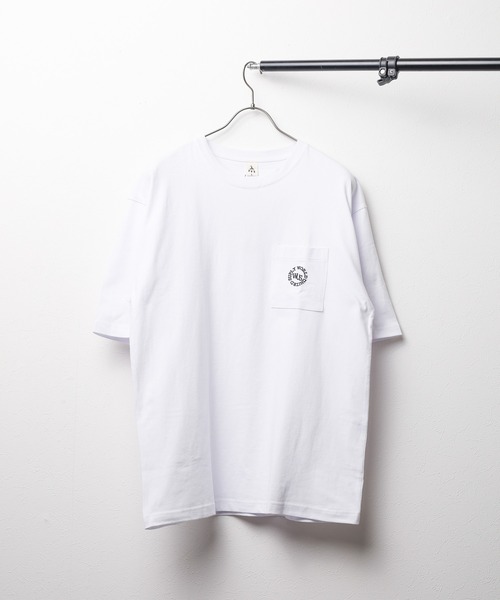 B.I.D.(ビーアイディー)の「《刺繍ショートスリーブ ポケットTシャツ(Tシャツ/カットソー・レディース・ホワイト系1/ホワイト系2/ブラック系1/ブラック系2/ブルー系/ベージュ・LARGE/MEDIUM)」の3枚目の写真