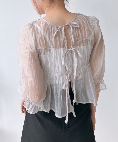 AS KNOW AS plus（アズノゥアズプラス）の「◎前後着用可能 シアーリボン5分袖ブラウス（シャツ/ブラウス・レディース・グレイッシュベージュ/ブラック/ピンク・FREE）」の5枚目の写真