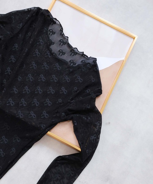 LAFFMO（ラフモ）の「リボン柄シアートップス（その他トップス・レディース・ホワイト/ブラック・F）」の2枚目の写真