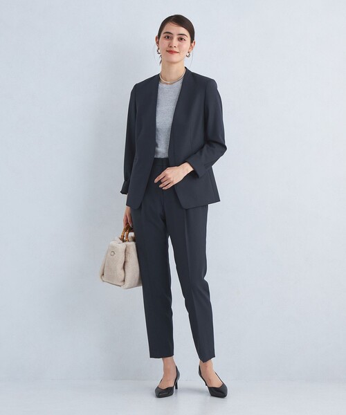 green label relaxing(グリーンレーベルリラクシング)の「カチリラ テーパード パンツ ◇No01◇ -ウォッシャブル・ストレッチ・防シワ-(スラックス・レディース・ベージュ/その他1/ネイビー・34/36/42/38/40/44/46)」の4枚目の写真