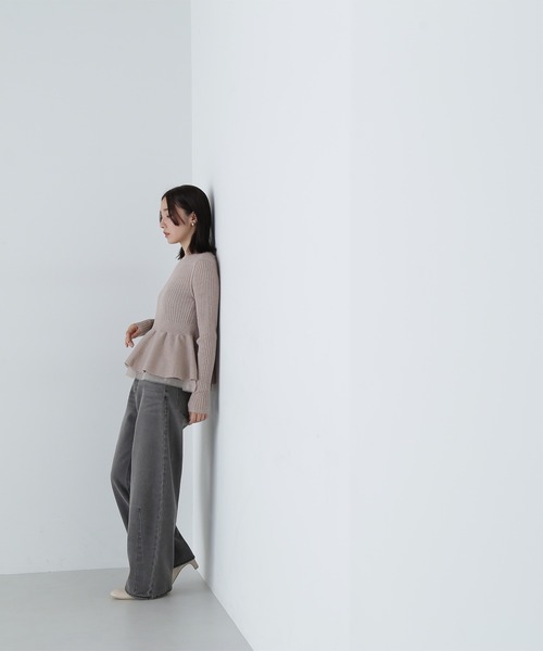 NATURAL BEAUTY BASIC（ナチュラルビューティーベーシック）の「◇バレルラインデニムパンツ（デニムパンツ・レディース・ブラック/ブルー・SMALL/MEDIUM）」の6枚目の写真