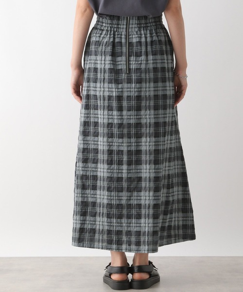 LEPSIM（レプシィム）の「チェックフレアスカート　129585（スカート・レディース・ホワイト×ブラック/グリーン・FREE）」の14枚目の写真