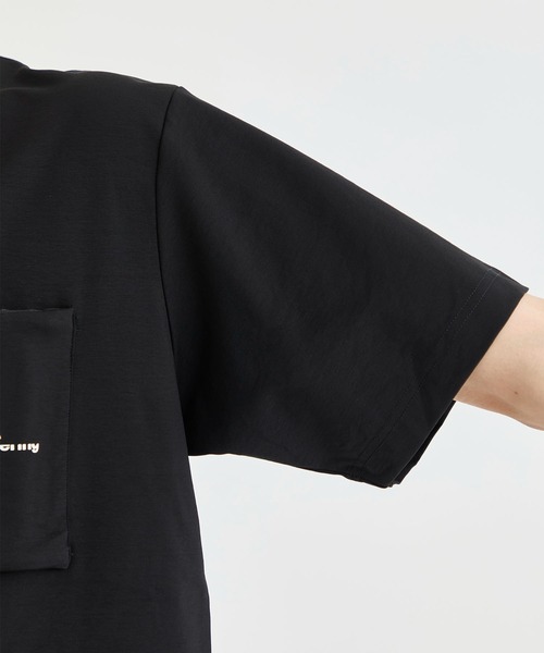 WHITE MOUNTAINEERING（ホワイトマウンテニアリング）の「【White Mountaineering / ホワイトマウンテニアリング】ZIP POCKET T-SHIRT（Tシャツ/カットソー・メンズ・ネイビー/ブラック・1/3/2）」の18枚目の写真