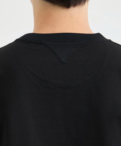 WHITE MOUNTAINEERING（ホワイトマウンテニアリング）の「【White Mountaineering / ホワイトマウンテニアリング】ZIP POCKET T-SHIRT（Tシャツ/カットソー・メンズ・ネイビー/ブラック・1/3/2）」の16枚目の写真