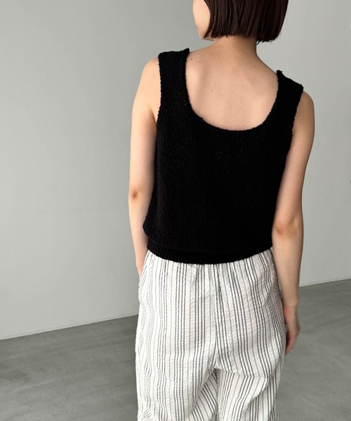 エルマール　オープンネックボタンニットタンク CANAL JEAN（キャナルジーン）の「El mar オープンネックボタン