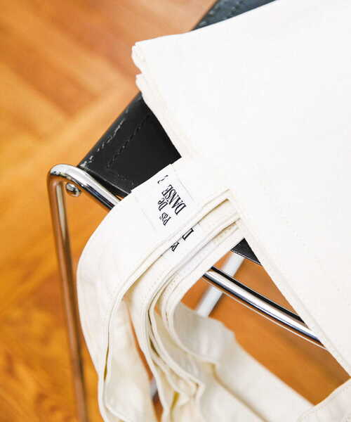 RODE SKO（ロデスコ）の「Pas De DANSE　Letter ToteBag（トートバッグ・レディース・ブラック/オフホワイト/ブラウン/ミント・-）」の7枚目の写真