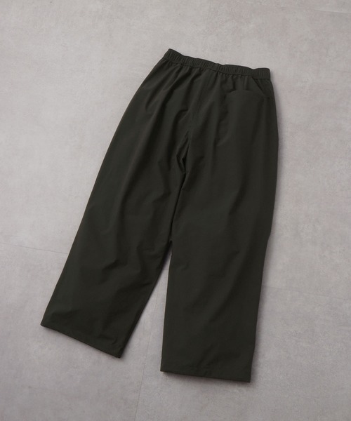 EMMA CLOTHES（エマクローズ）の「ワイドイージーテックパンツ -ウォーターレペレント×ウィンドプルーフ-（その他パンツ・メンズ・ダークグレー/ライトグレー/ブラック・S/M/L）」の5枚目の写真
