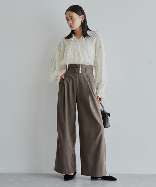 VIS（ビス）の「【セットアップ対応】ハイウエストワイドパンツ【洗える】（スラックス・レディース・チャコールグレー/ダークブラウン/ベージュ系その他・SS/S/M/L）」の4枚目の写真