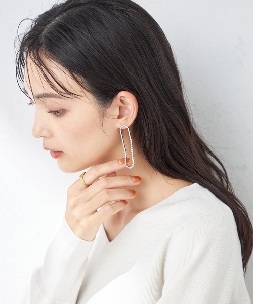 a.v.v(アーヴェヴェ)の「ストーンメタルコンビピアス(ピアス(両耳用)・レディース・シルバー/ゴールド・38)」の4枚目の写真