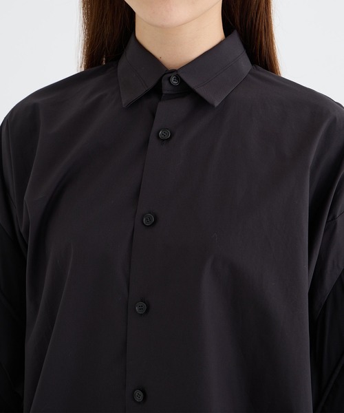 THE PERMANENT EYE(ザパーマネントアイ)の「【GURTWEIN/ガーウィン】swirled-sleeve boxy blouse/フリルスリーブボックスブラウス(シャツ/ブラウス・レディース・ブラック・SMALL)」の6枚目の写真