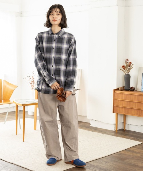 niko and...（ニコアンド）の「40ビエラレピアチェックシャツ（シャツ/ブラウス・レディース・オフホワイト/グレー/ベージュ/ネイビー/パープル/グリーン/ライトグレー/ブラウン・BIG(L)/MEDIUM）」の12枚目の写真