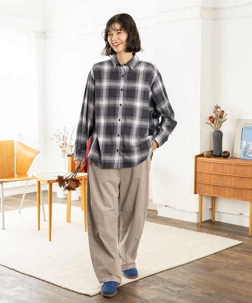 niko and...（ニコアンド）の「40ビエラレピアチェックシャツ（シャツ/ブラウス・レディース・オフホワイト/グレー/ベージュ/ネイビー/パープル/グリーン/ライトグレー/ブラウン・BIG(L)/MEDIUM）」の13枚目の写真