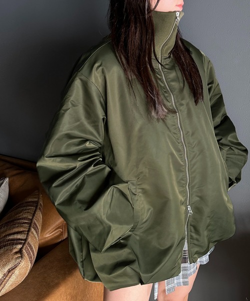 apres jour mignon(アプレジュールミニョン)の「バルーン中綿ブルゾン(ブルゾン・レディース・ブラック/グレイッシュベージュ/カーキ/チャコールグレー/ベージュ/ダークブラウン・X-LARGE/フリー)」の15枚目の写真