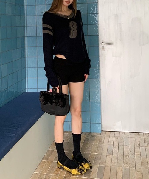 LYEON（リヨン）の「ナンバリングVネックニット（ニット/セーター・レディース・ネイビー/グレー・FREE）」の19枚目の写真