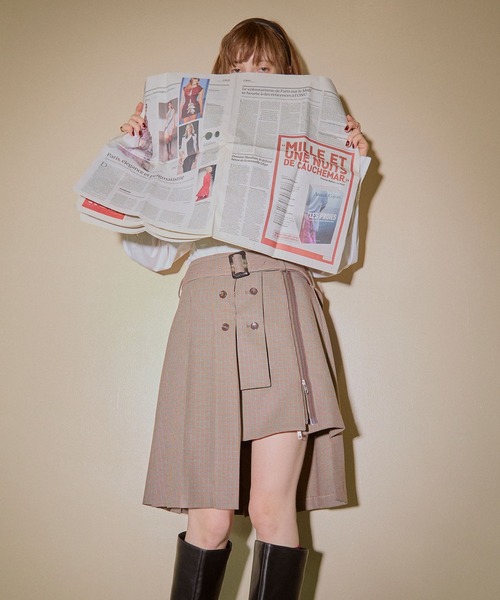 ELLEgirl(エルガール)の「アシメトリーラッププリーツスカート【ELLEgirl/エル ガール】(テーラードジャケット・レディース・ブラウン系その他/チャコールグレー・M/S)」の4枚目の写真