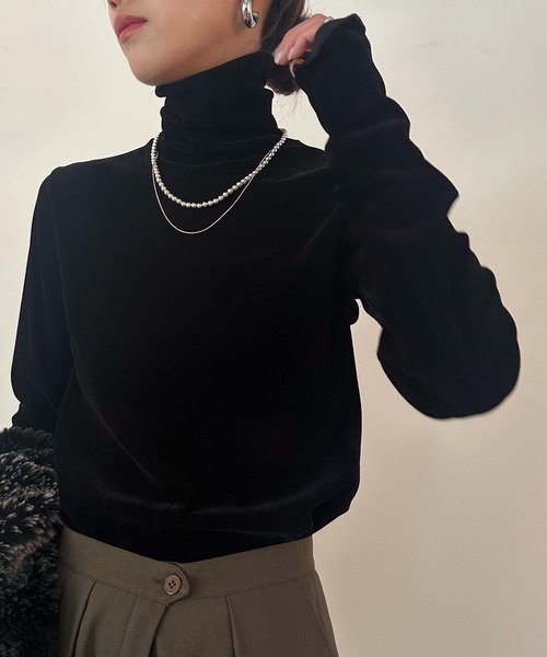 vieux by MAISON BREEZE（ビューバイメゾンブリーズ）の「【vieux by MAISON BREEZE】シアーベロアタートルネック Sheer velour turtle neck（Tシャツ/カットソー・レディース・ブラック/ライトグレー/ブラウン・FREE）」の10枚目の写真