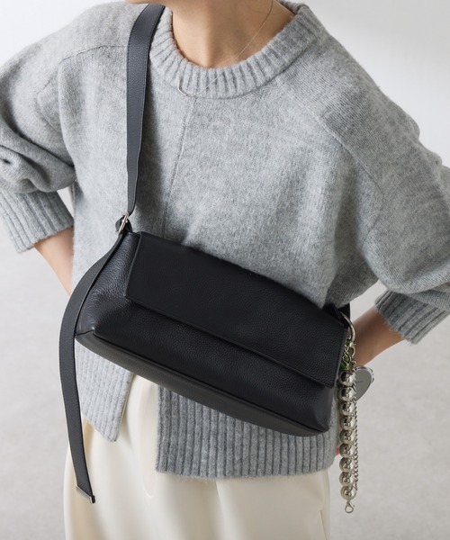 セール】シュリンクリンショルダーバッグ/牛革/軽量/WEB限定カラー展開