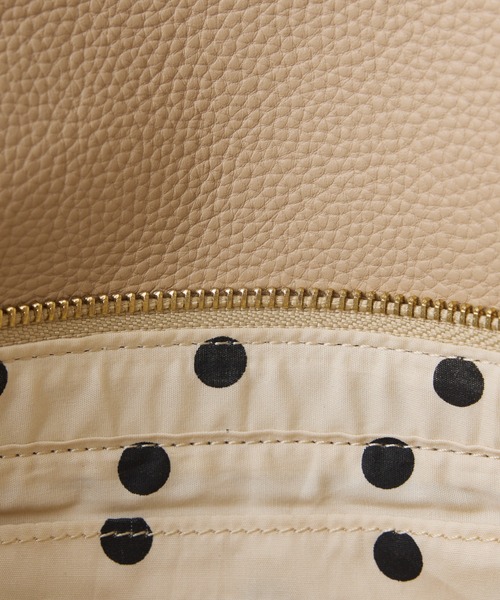 PAPILLONNER（パピヨネ）の「シュリンクリンショルダーバッグ/牛革/軽量/WEB限定カラー展開/新色追加（ショルダーバッグ・レディース・ブラック/オフホワイト/ブラウン/ベージュ・FREE）」の22枚目の写真