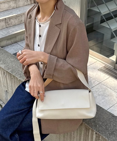 PAPILLONNER（パピヨネ）の「シュリンクリンショルダーバッグ/牛革/軽量/WEB限定カラー展開/新色追加（ショルダーバッグ・レディース・ブラック/オフホワイト/ブラウン/ベージュ・FREE）」の22枚目の写真