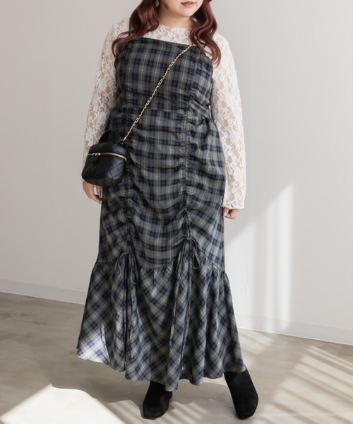 CLETTE(クレット)の「シャーリングデザインチェック柄ワンピース(ワンピース・レディース・ブラック/ベージュ/グリーン・LL/3L/4L)」の3枚目の写真