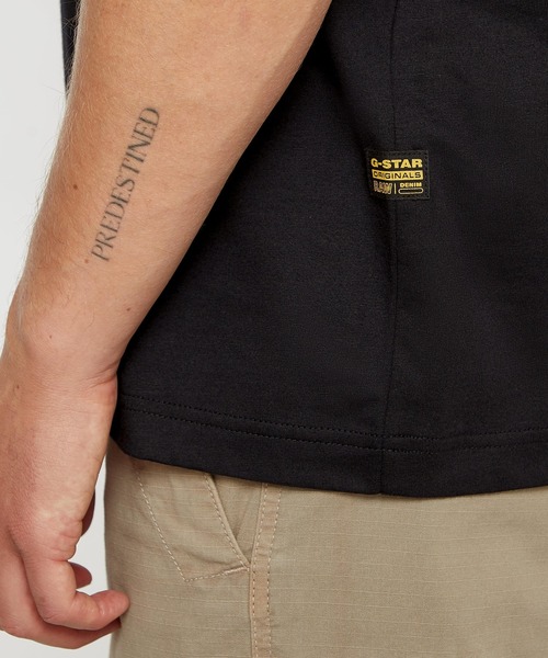 G-STAR（ジースター）の「ORIGINALS T-SHIRT/クラシックブランドロゴTシャツ（Tシャツ/カットソー・メンズ・ダークブラック/ホワイト・X-SMALL/SMALL/MEDIUM/LARGE/X-LARGE）」の8枚目の写真