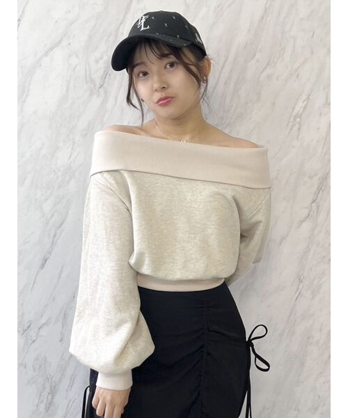 dazzlin（ダズリン）の「デコルテオープンスウェットトップス（スウェット・レディース・ベージュ/チャコールグレー/グレー/ブラック・FREE）」の7枚目の写真