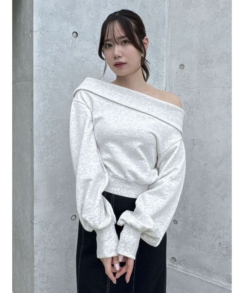 dazzlin（ダズリン）の「デコルテオープンスウェットトップス（スウェット・レディース・ベージュ/チャコールグレー/グレー/ブラック・FREE）」の19枚目の写真