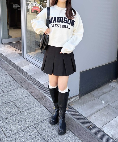 INGNI（イング）の「ショート丈サガラ刺しゅうカレッジロゴニット（ニット/セーター・レディース・ホワイト×ネイビー/ブルーグレー/ワイン系2・M）」の14枚目の写真