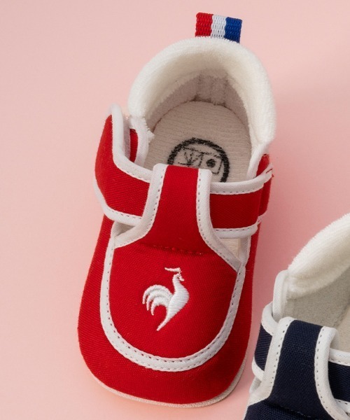le coq sportif(ルコックスポルティフ)の「ルコックスポルティフ/LCS シャルル 安心の日本製 ファーストシューズ LU5SSN01JZ(スニーカー・キッズ・ブルー系/レッド系・12.0cm/12.5cm/13.0cm/11.5cm)」の16枚目の写真