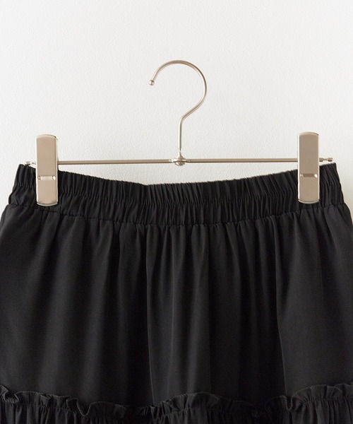 BLANK (ブランク)の「▲Frill Tiered Skirt / フリルティアードスカート(スカート・レディース・ナチュラル/ブラック/ブルー/ピンク/ホワイト・FREE)」の6枚目の写真