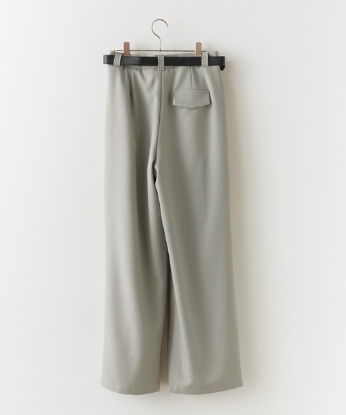 Chick（チック）の「2tuck Belted Wide Slacks / 2タック ベルト付き ハイウエストワイドスラックス（スラックス・レディース・グレー/ブラック/ナチュラル/チャコール・FREE）」の6枚目の写真