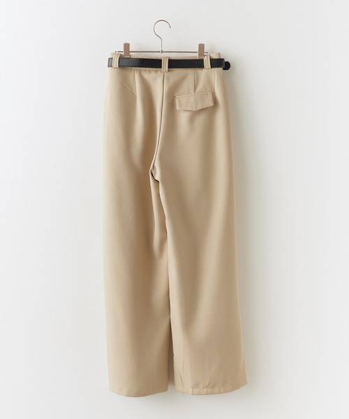 Chick（チック）の「2tuck Belted Wide Slacks / 2タック ベルト付き ハイウエストワイドスラックス（スラックス・レディース・グレー/ブラック/ナチュラル/チャコール・FREE）」の8枚目の写真