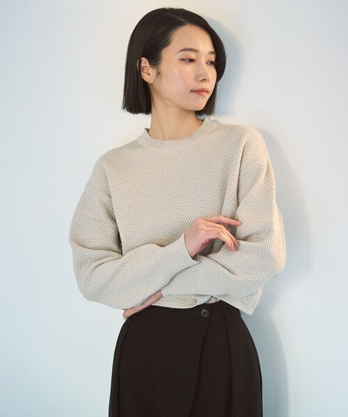 UNFILO（アンフィーロ）の「【WEB限定】ラメリンクス クロップドニット（ニット/セーター・レディース・ホワイト系/ベージュ系/ネイビー系・MEDIUM/SMALL）」の6枚目の写真