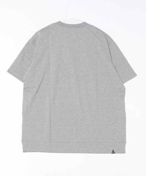 MEN'S BIGI(メンズビギ)の「【DENHAM/デンハム】別注 ロゴTEE(Tシャツ/カットソー・メンズ・グレー/ホワイト/ネイビー・02/03)」の15枚目の写真