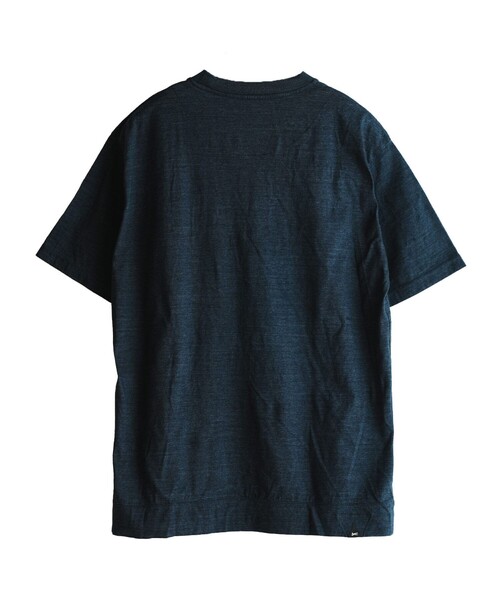 MEN'S BIGI（メンズビギ）の「【DENHAM/デンハム】別注 ロゴTEE（Tシャツ/カットソー・メンズ・グレー/ホワイト/ネイビー・02/03）」の17枚目の写真