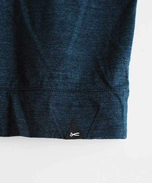 MEN'S BIGI（メンズビギ）の「【DENHAM/デンハム】別注 ロゴTEE（Tシャツ/カットソー・メンズ・グレー/ホワイト/ネイビー・02/03）」の16枚目の写真