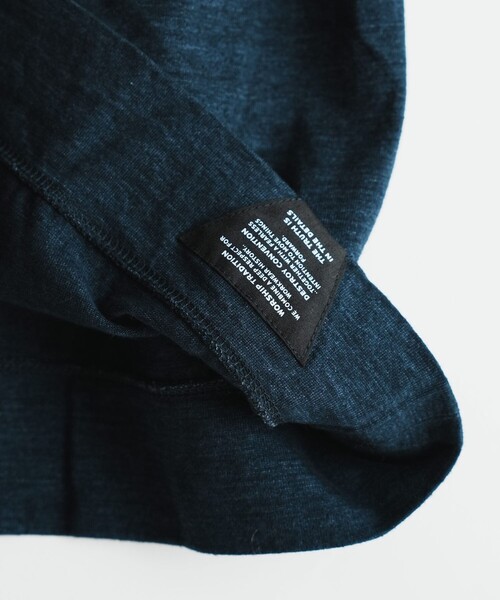 MEN'S BIGI（メンズビギ）の「【DENHAM/デンハム】別注 ロゴTEE（Tシャツ/カットソー・メンズ・グレー/ホワイト/ネイビー・02/03）」の15枚目の写真