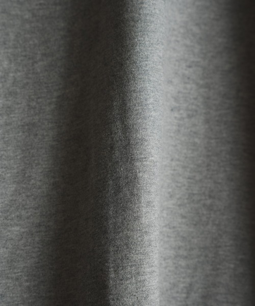 MEN'S BIGI(メンズビギ)の「【DENHAM/デンハム】別注 ロゴTEE(Tシャツ/カットソー・メンズ・グレー/ホワイト/ネイビー・02/03)」の14枚目の写真