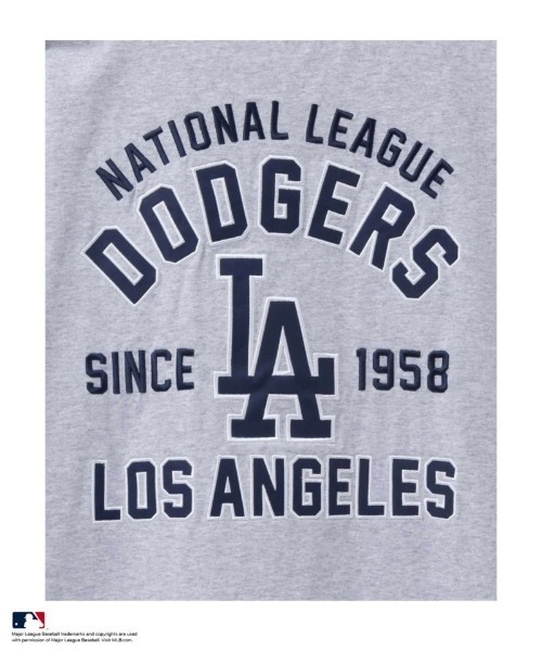 MLB(メジャーリーグベースボール)の「【別注限定展開】MLB ツイルワッペン刺繍Tシャツ 【Los Angeles Dodgers / New York Yankees / Chicago White Sox】(Tシャツ/カットソー・メンズ・アッシュグレー/ブラック/ネイビー・M/L/XL)」の7枚目の写真