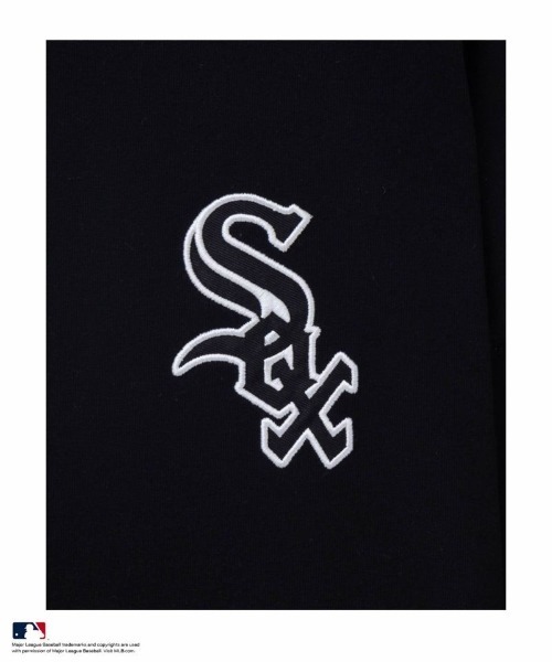 MLB(メジャーリーグベースボール)の「【別注限定展開】MLB ツイルワッペン刺繍Tシャツ 【Los Angeles Dodgers / New York Yankees / Chicago White Sox】(Tシャツ/カットソー・メンズ・アッシュグレー/ブラック/ネイビー・M/L/XL)」の10枚目の写真