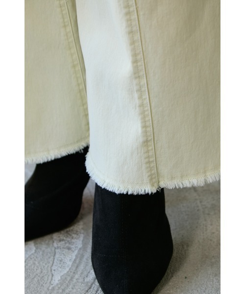 M.deux（エムドゥ）の「〇カットオフワイドデニム〇（デニムパンツ・レディース・ライトイエロー/サックスブルー・MEDIUM）」の9枚目の写真