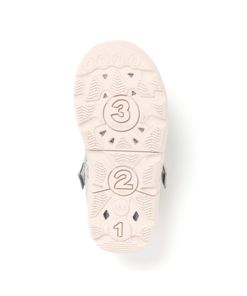 IFME(イフミー)の「KIDS|ifme CALIN 水彩花柄ウォーターシューズ(サンダル・キッズ・グリーン/ピンク/パープル・15.0cm/15.5cm/16.0cm/18.5cm/19.0cm/19.5cm/20.0cm/20.5cm/21.0cm/16.5cm/17.0cm/17.5cm/18.0cm)」の10枚目の写真