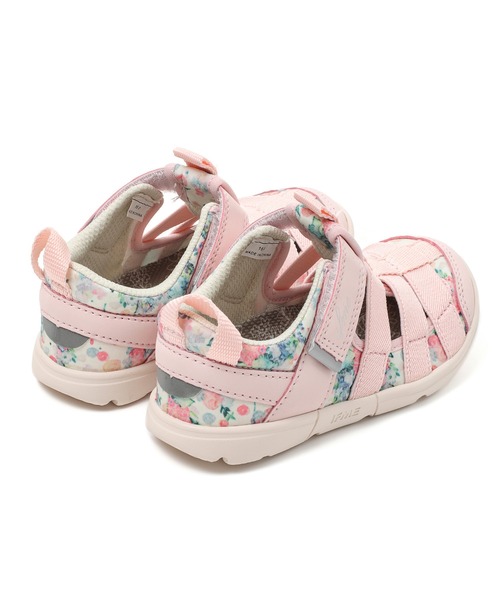 IFME(イフミー)の「KIDS|ifme CALIN 水彩花柄ウォーターシューズ(サンダル・キッズ・グリーン/ピンク/パープル・15.0cm/15.5cm/16.0cm/18.5cm/19.0cm/19.5cm/20.0cm/20.5cm/21.0cm/16.5cm/17.0cm/17.5cm/18.0cm)」の18枚目の写真
