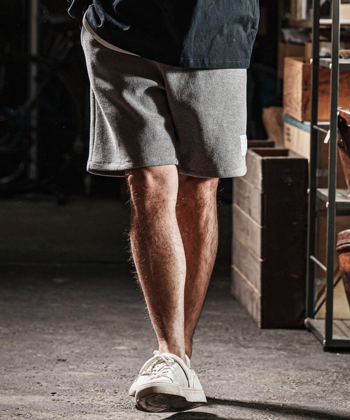 wjk reluxe(ダブルジェーケーリラックス)の「mp13272-tight heavy waffle shorts ショートパンツ(その他パンツ・メンズ・ホワイト/ブラック/トップグレー・S/M/L)」の3枚目の写真